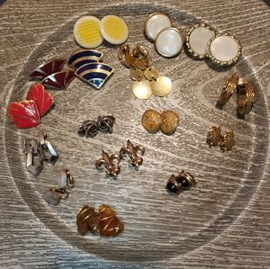 Vtg Retro Classic Clip-On Earrings Lot Of 16 Various Styles And Sizes